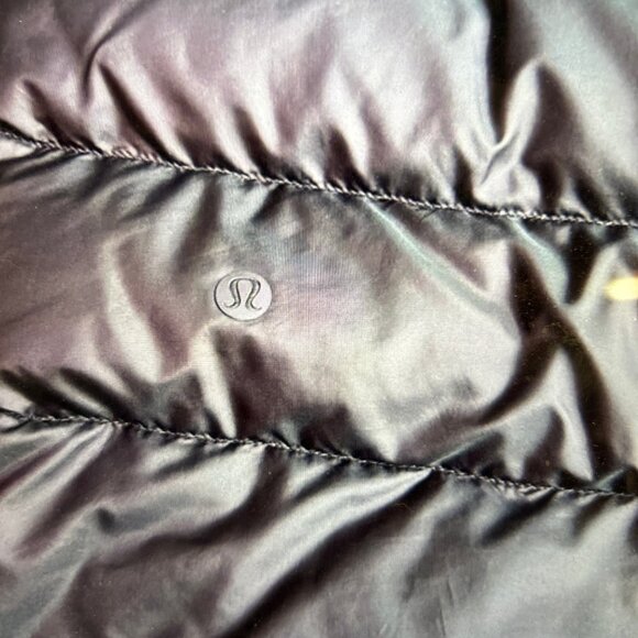 Lululemon Brave The Cold Down Puffer Jacket Black Cherry 4 - Picture 10 of 10